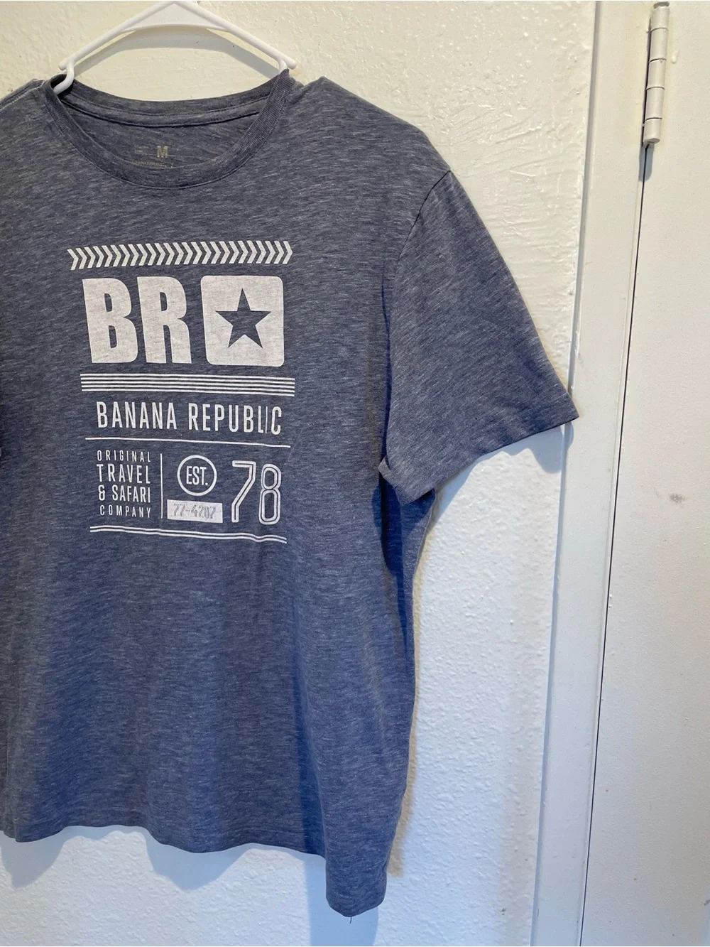Banana Republic Travel Safari Company Graphic Tee Shirt Blue Mens Medium Est 78